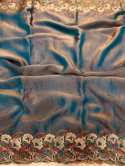 Pink Leriya Print Tebby Silk Saree with Embroidery Blouse